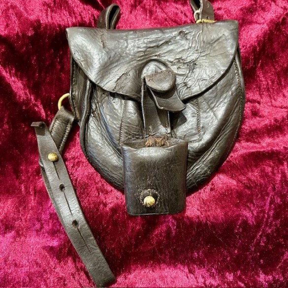 WW1 Horse Shoe Sword Pouch 1